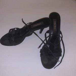 3” Black Strapped High Heel w/ Black Stone